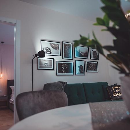 Tam Skanderbeg Square City Center Apartment No2 Tirana Exterior photo